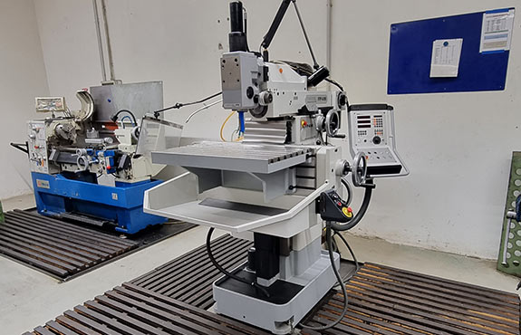 CNC-gesteuerte Fräsmaschine für die Auszubildenden